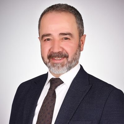 Eczacı
Marmara Üniversitesi'97
Anadolu Üniversitesi/Sosyoloji
Anadolu Üniversitesi/Fotoğrafçılık
Anadolu Üniversitesi/Bilgisayar Programcılığı