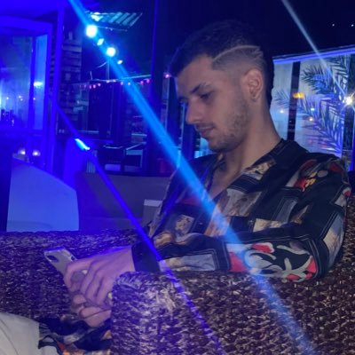 harold_mjs's profile picture. 🧑🏻💻 Building things with code 🛣 Documenting my coding journey #100DaysOfCode