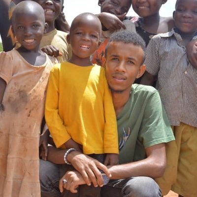 Empowering orphans and supporting local communities in need. ❤️🇺🇬
Donate and share to rise awareness 👇
https://t.co/2yytlTuLeE