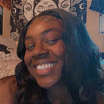 •📍706  •💜 Ul Alumni•  RIP Grandma 💓•gamer 👾•anime lover 🍜