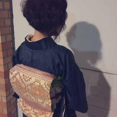 satukimary's profile picture. 料理はまったくできないけど、ちゃんとだしをとったり味噌を手作りしたりなど、丁寧な暮らしに憧れている。将来は猫と一緒に住みたい。