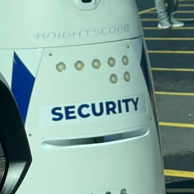 BuxFreer0's profile picture. Dh