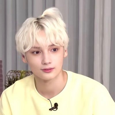 —— acc for selling, buying, and trading | saw txt 221028 | txt 230813 | svt 240113 | riize 240714 | not my main acc |