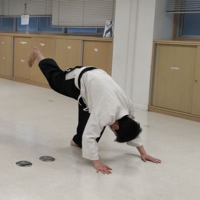 TaidoShinjuku's profile picture. 躰道 新宿道場です。落合第二地域センターにて、土曜15:15〜17:00で楽しく汗を流しています。詳細はブログを見てください。ブログの、更新はこちらにもTweetします。