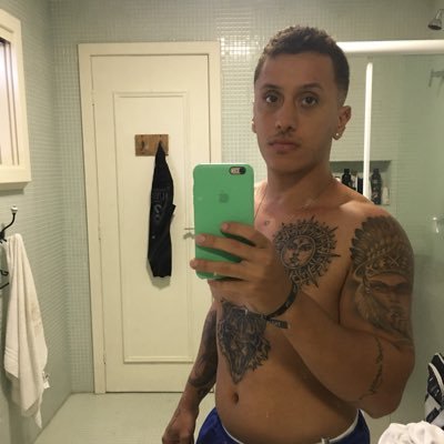 igorzayt's profile picture. Aceito críticas, mas também não fico quieto!