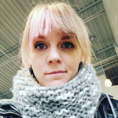 WellReadMama's profile picture. 