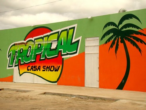 Tropical Casa Show, espaço para 3000 pessoas,5 banheiros, dois bares e uma mega estrutura para receber as melhoresbandas. http://t.co/oTK3IoO3Om