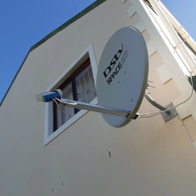 DStv Installation Call 0764 535 360. At HDTECH, we  are an Multichoice accredited satellite dish installer .