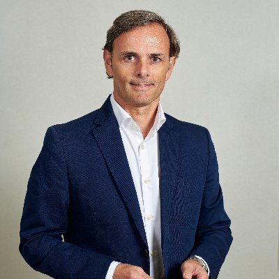 Responsable del Área de Seguridad y Salud Laboral en la Confederación Regional de Organizaciones Empresariales de Murcia (CROEM) @croemurcia