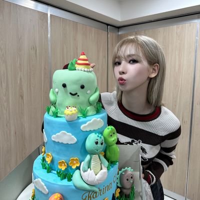 gæ | they/them | INFJ-T 

0411: saw aespa and taeyeon
04112020: karina cake