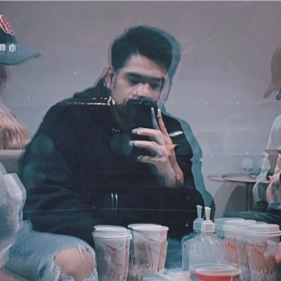 johnemiirr's profile picture. the other side of me.