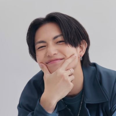 yuri_27k's profile picture. #綱啓永 くんが大好き💙 可愛い笑顔とカッコいい綱くんに日々癒されている大人の #つなマル 🐟🚢 #つなの日 生まれ🎂 びっくりするくらい大人つなマルですが仲良くしてね🫶 @27K_1224