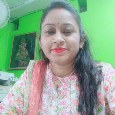 singh_momita's profile picture. 