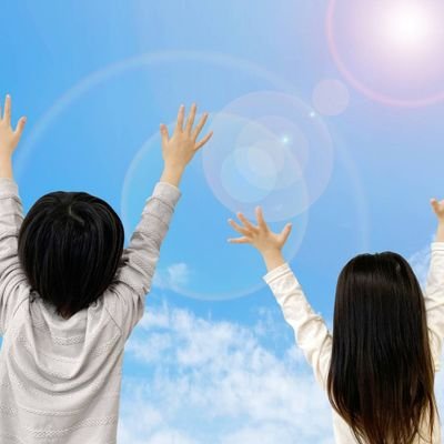 断絶されたパパ大好きだった娘が大きくなった時に見せるためのアカウント。
一人娘を誘拐される。妻その両親ともに私のDVはないと自ら認めているにも関わらず(証拠あるよ)娘の意思を無視した刑法224条犯。私の願いは連れ去られた娘と幸せに暮らしたい。日本の宝である子供たちの健全な将来だけがモチベーション。