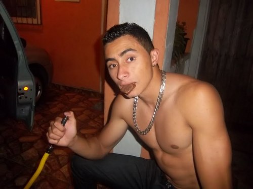 Eu vou procurar, sei q vou encontrar, vc naum bota uma fé mais eu vo atras, da FORMULA MÁGICA DA PAZ ...
