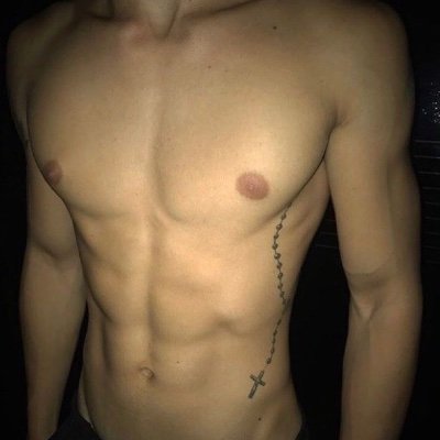 Amo passivo e twink afeminado que usa calcinha e tem unha grande. E se tiver um p** grande daí é a perfeição, pois me deixa ainda mais com vontade de meter.