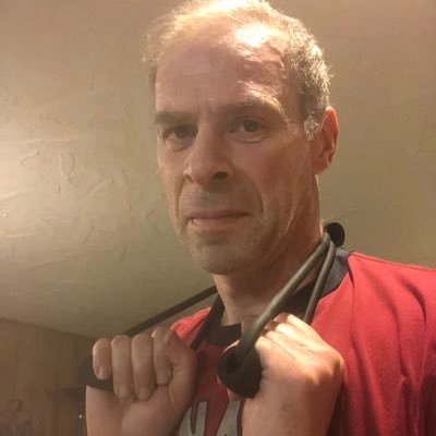 Husband, Dad, #Author #Nutritionist #NOTaRegisteredDietitian, #EasyWeightLoss, #Vision, #Inspire Fascinated by how diseases are caused by insulin #reversingT2D