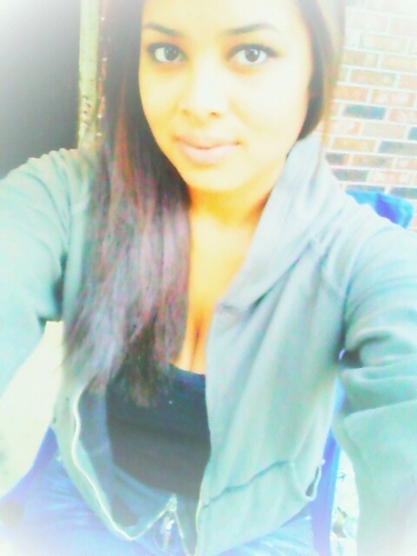 B0SSCHiCk1's profile picture. 