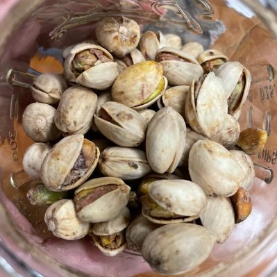 Popeye092006's profile picture. Here to see the world one text at a time.