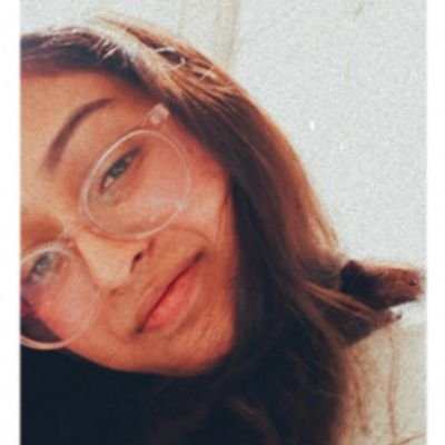 Varnika 🫶🏼 Profile