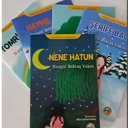 Ayana46379497's profile picture. 🇹🇷Çağımın mültecisiyim.
Bir adım atarsak kafes kırılır/Belki birden erir zincirlerimiz” M.A.İnan