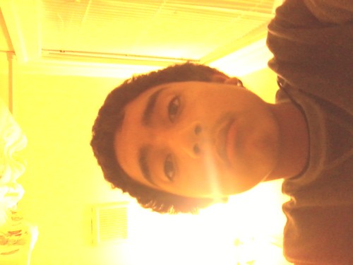 Came in the world 1996-4-17 I like cooling and like to listen to music 2pac big l notorious big lilwayne ect.