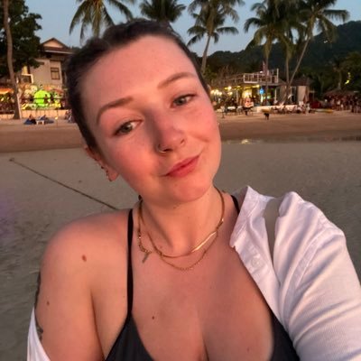 r0sieno's profile picture. 🐆 (she/her)