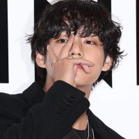 R H I E N (@kimtae20262067) 's Twitter Profile