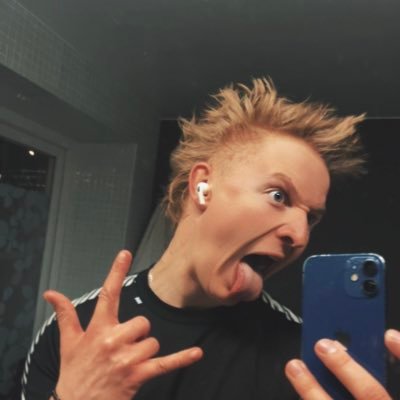 Alvarlindsjo's profile picture. sorry not sorry