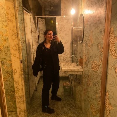 smrnghzdh's profile picture. نوازنده‌ی پیانو