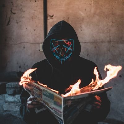 Just listen//
Experimental sounds for excessive raves.