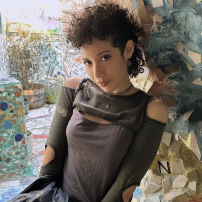 ghostgal1251's profile picture. she/her