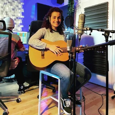 JulieRousselon's profile picture. 