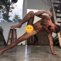 Naked wild and free (@nakeywithjp) 's Twitter Profile Photo