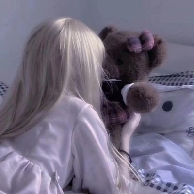 laccibon's profile picture. 