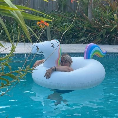 tsdhop's profile picture. Family is my life. Mom to 3  Gmom to 9 GGmom to 1. Woke AF and proud of it. Just an old hippie. 

Do not DM me. 
✌❤

#VoteBlueToSaveAmerica
#TrumpIsAFailure