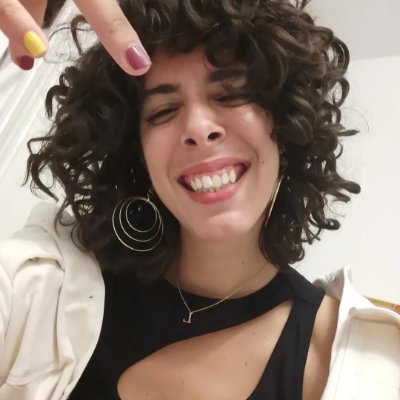 Louizarv's profile picture. Digital Team Manager - social room L'Oréal at @foundever