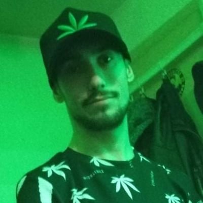 M37265Makis's profile picture. ψάχνω σεξ Θεσσαλονίκη οποία θέλει !!