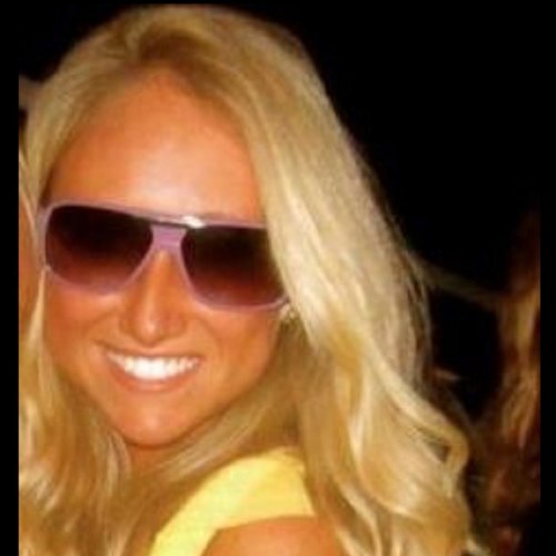 Lindsbride's profile picture. 