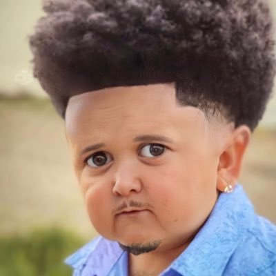 bustyvamp's profile picture. 