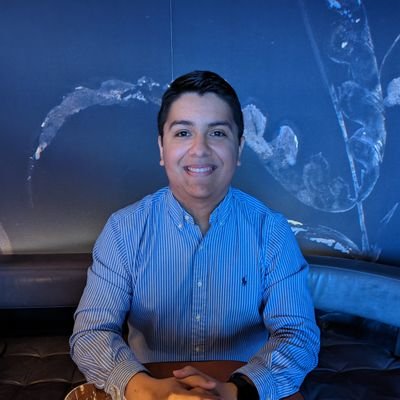 hughvzz's profile picture. 🎸 Bass player | 📚 Bookworm | 🎛️ Audio Engineer | 🎓 B.S. Business Informatics