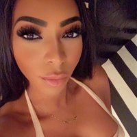Patriche_e (@peachestriche) 's Twitter Profile
