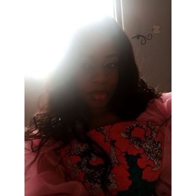 Igbo // Catholic😇// Feminist// Fiction enthusiast 📖//Biochemist– Fashion designer 👗 ✂️ // Introvert// @ManUtd ❤️