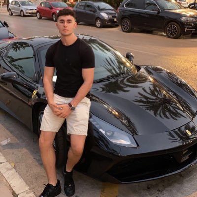 valentinselles's profile picture. Me dedico a investigar y analizar el mercado de divisas . 📈Mi comunidad de Telegram👇🏻