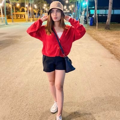 shelleenium's profile picture. Isaiah 60:22 /
Registered Pharmacist 💊