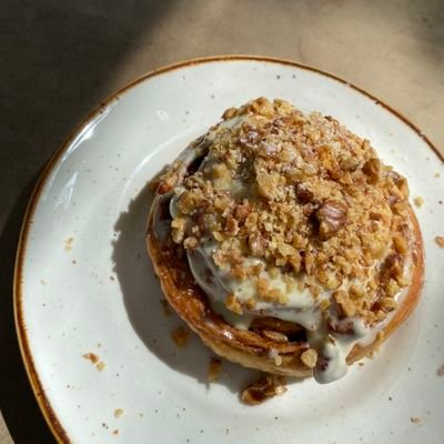 LYNN005100's profile picture. 肉桂捲好吃
20⬆️先入坑en之後常駐jp彩虹社
一堆奇怪的直播觀影發言