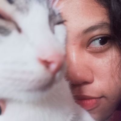 alexienesherie's profile picture. memento vivere 🍃