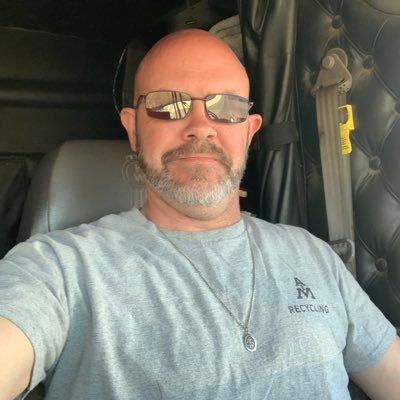 ♈️Dedicated in enjoying life. Skywarn Spotter. Living by the minute, with no limit. 3🌪️ Motivated to save lives & keeping 👀 in the 🌄 @WE_SEE_ Chase Member