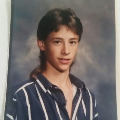 PoormanThe's profile picture. BE GOOD TO EVERY ONE AND EVERYTHING..