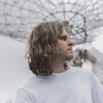 millhopemusic's profile picture. pre-save new single https://t.co/qIpVTx6kTZ